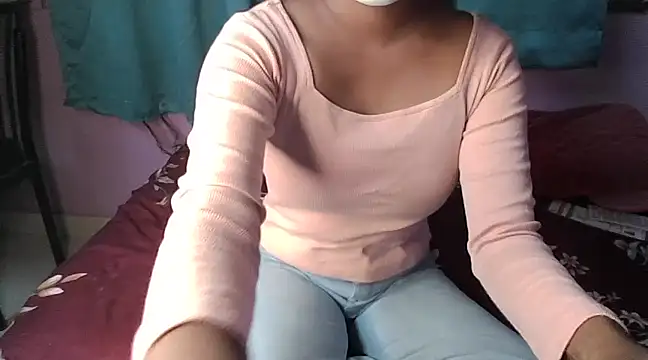 Snapshot of Aaliyalove1 chatting on 25, 12, 2024 Aaliyalove1 online show from 25, 12, 2024