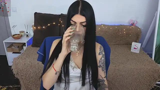 Tiffany lab online show from 21, 9, 2025