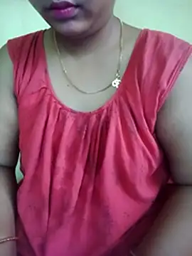 Snapshot of Super-Couple chatting on 2, 6, 2026 Super-Couple online show from 2, 6, 2026