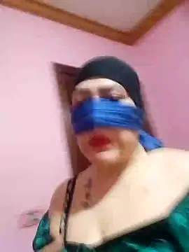 Snapshot of Osha10 chatting on 5, 12, 2024 Osha10 online show from 5, 12, 2024