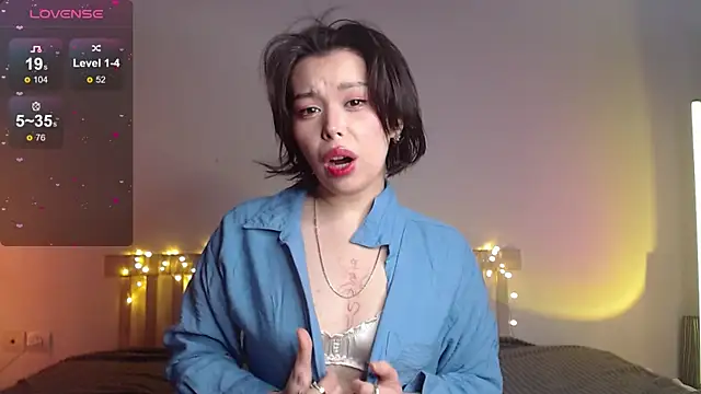 Snapshot of Mellovely chatting on 6, 1, 2025 Mellovely online show from 6, 1, 2025