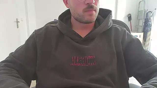 taallguyy 196 online show from 5, 10, 2025