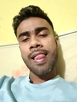 Skinny Bigass 23 online show from 18, 2, 2025