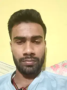 Skinny Bigass 23 online show from 2, 3, 2025