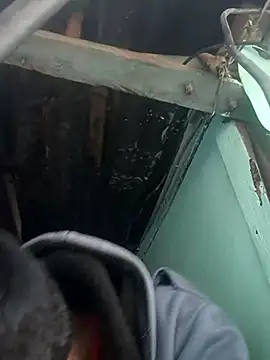 Skinny Bigass 23 online show from 18, 12, 2025