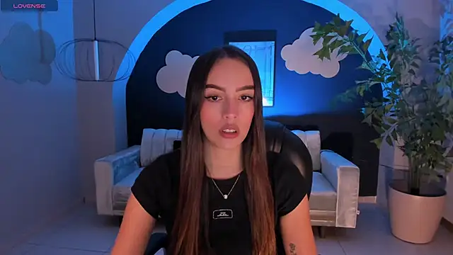 KaiaFerreira online show from 4, 3, 2025