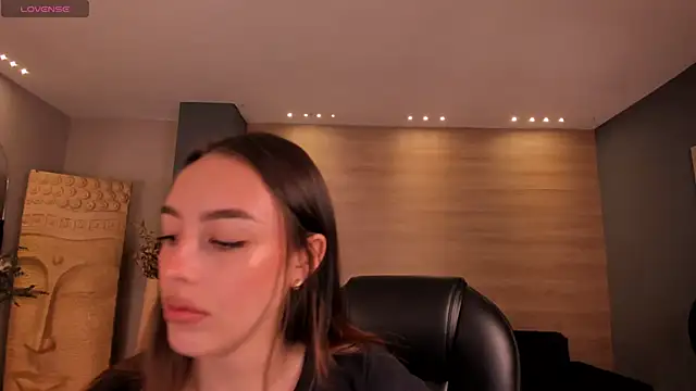 KaiaFerreira online show from 12, 3, 2025