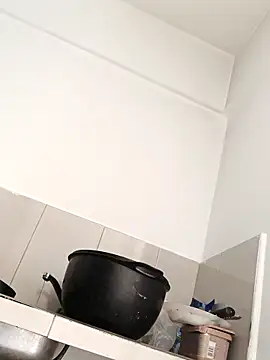 blondebitchlitle online show from 8, 3, 2025