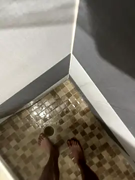 Snapshot of mylovetr1 chatting on 10, 11, 2025 mylovetr1 online show from 10, 11, 2025