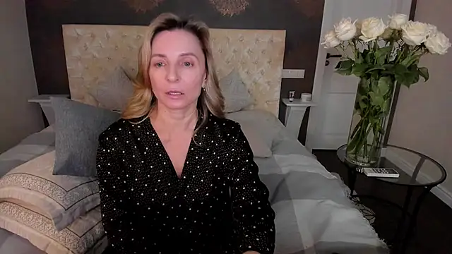 Snapshot of AllisonWilliams chatting on 31, 1, 2026 AllisonWilliams online show from 31, 1, 2026