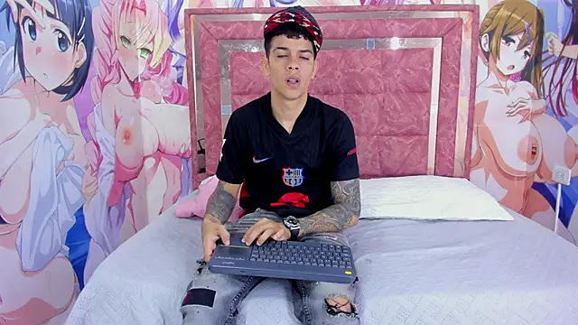 Snapshot of FUCK_LATINMEN chatting on 2, 12, 2024 FUCK LATINMEN online show from 2, 12, 2024