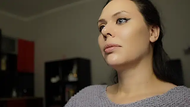 MollyCheiz online show from 14, 12, 2024