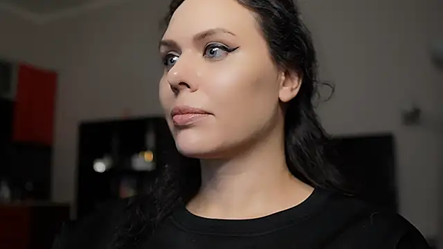 MollyCheiz online show from 22, 12, 2024