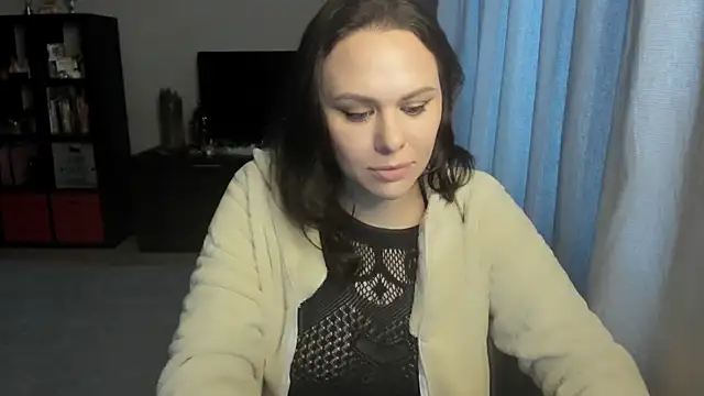 MollyCheiz online show from 17, 1, 2026