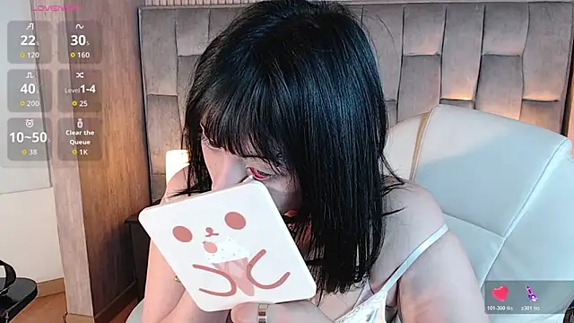 honney dark online show from 24, 2, 2026