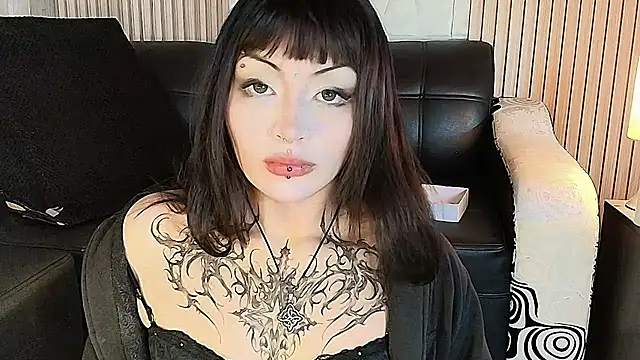 honney dark online show from 25, 5, 2026