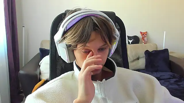 Ostin meow online show from 15, 9, 2025