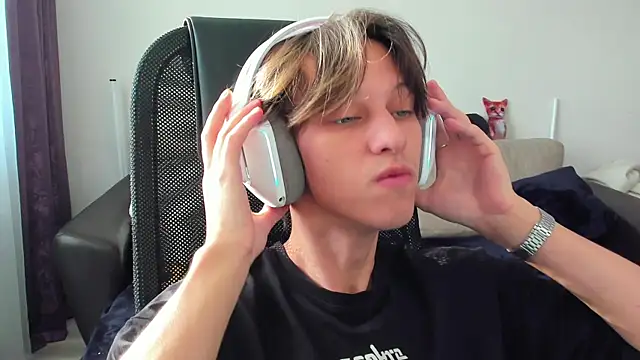 Ostin meow online show from 27, 9, 2025