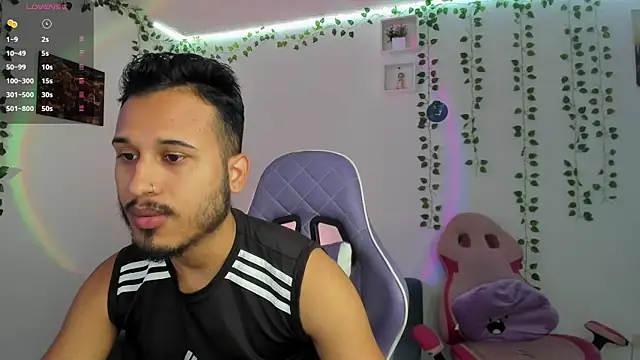 Raf brunette online show from 30, 12, 2024