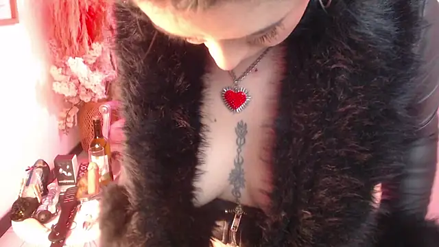 scarleth blue online show from 15, 11, 2025