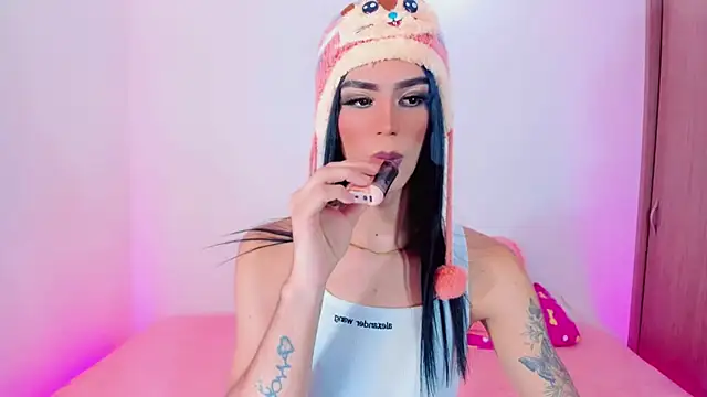 Snapshot of Ashley_Reminton chatting on 10, 3, 2025 Ashley Reminton online show from 10, 3, 2025