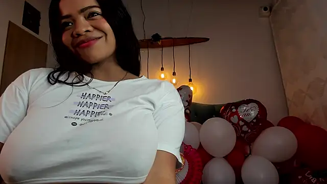 Any topless online show from 17, 2, 2025