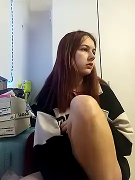 ella grays online show from 27, 2, 2025