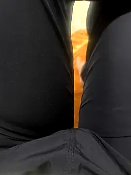 Snapshot of faaseel chatting on 8, 3, 2025 faaseel online show from 8, 3, 2025