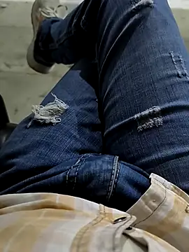 Snapshot of faaseel chatting on 13, 10, 2025 faaseel online show from 13, 10, 2025