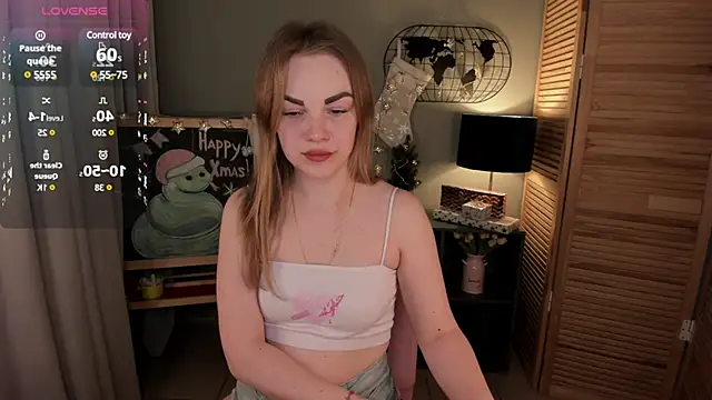 Snapshot of julianablond chatting on 4, 12, 2024 julianablond online show from 4, 12, 2024