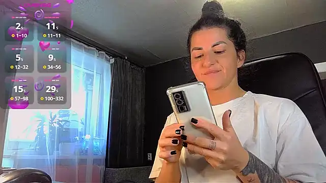 Snapshot of Aria_Dl chatting on 4, 2, 2025 Aria Dl online show from 4, 2, 2025