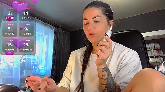 Snapshot of Aria_Dl chatting on 10, 2, 2025 Aria Dl online show from 10, 2, 2025