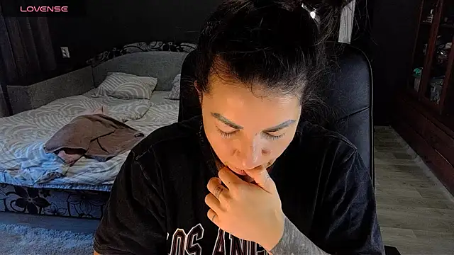 Snapshot of Aria_Dl chatting on 10, 9, 2025 Aria Dl online show from 10, 9, 2025