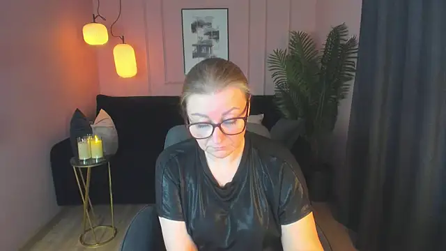 AlexandraKind online show from 17, 3, 2025