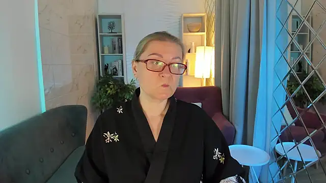 AlexandraKind online show from 21, 10, 2025