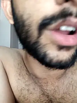 Snapshot of Vignesh3246 chatting on 12, 10, 2025 Vignesh3246 online show from 12, 10, 2025