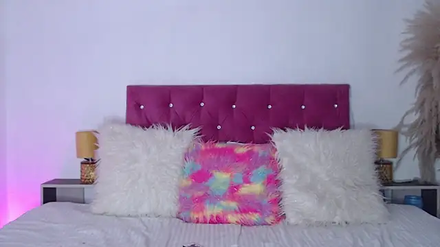 alinakiss online show from 28, 1, 2025