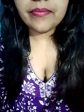 Love-Veronica online show from 30, 4, 2026