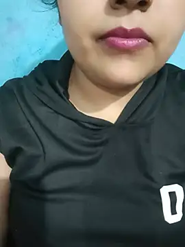 Love-Veronica online show from 28, 7, 2026