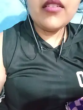 Love-Veronica online show from 28, 7, 2026