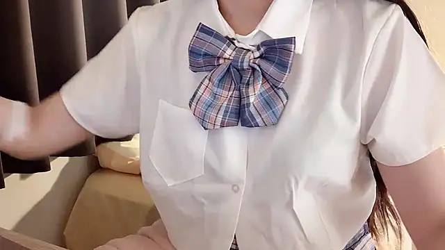 yuyum651 online show from 6, 1, 2025