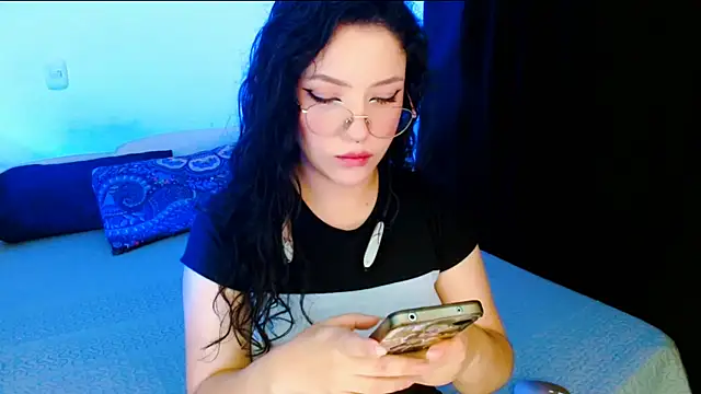 DollCam   online show from 24, 10, 2025