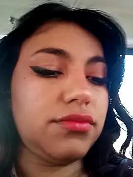 Naomy veracruz  online show from 7, 11, 2025