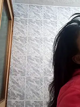 Naomy veracruz  online show from 8, 1, 2026