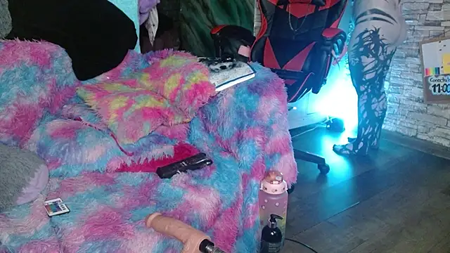 Meg4n 420 online show from 9, 11, 2025