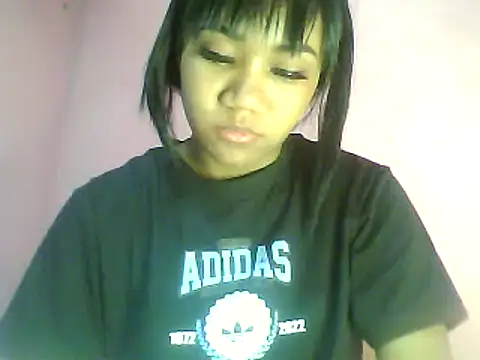 Snapshot of Fariana01 chatting on 8, 12, 2024 Fariana01 online show from 8, 12, 2024