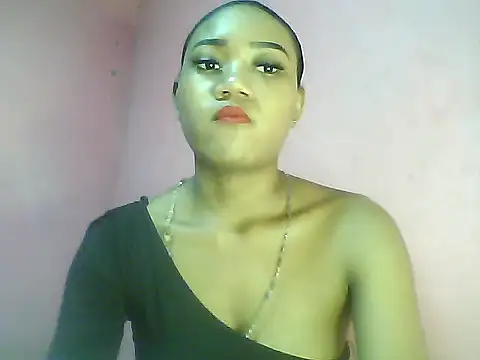 Snapshot of Fariana01 chatting on 10, 12, 2024 Fariana01 online show from 10, 12, 2024