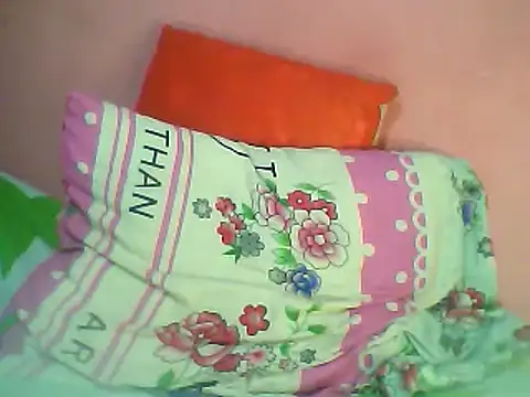 Snapshot of Fariana01 chatting on 29, 12, 2024 Fariana01 online show from 29, 12, 2024