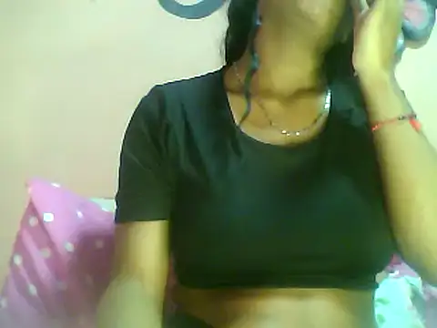 Snapshot of Fariana01 chatting on 10, 1, 2025 Fariana01 online show from 10, 1, 2025