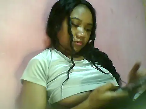 Snapshot of Fariana01 chatting on 31, 1, 2025 Fariana01 online show from 31, 1, 2025